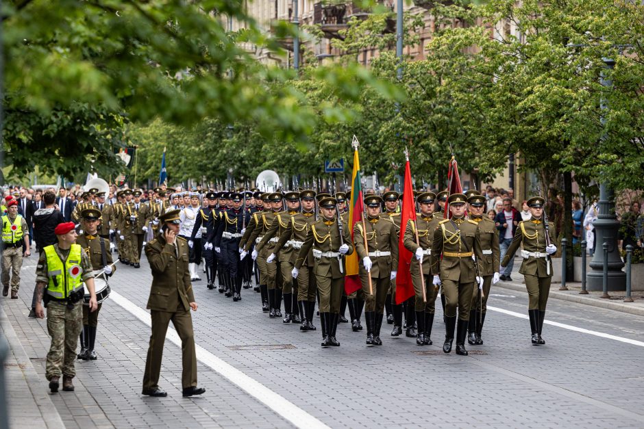 Valstybės vėliavos pakėlimo ceremonija