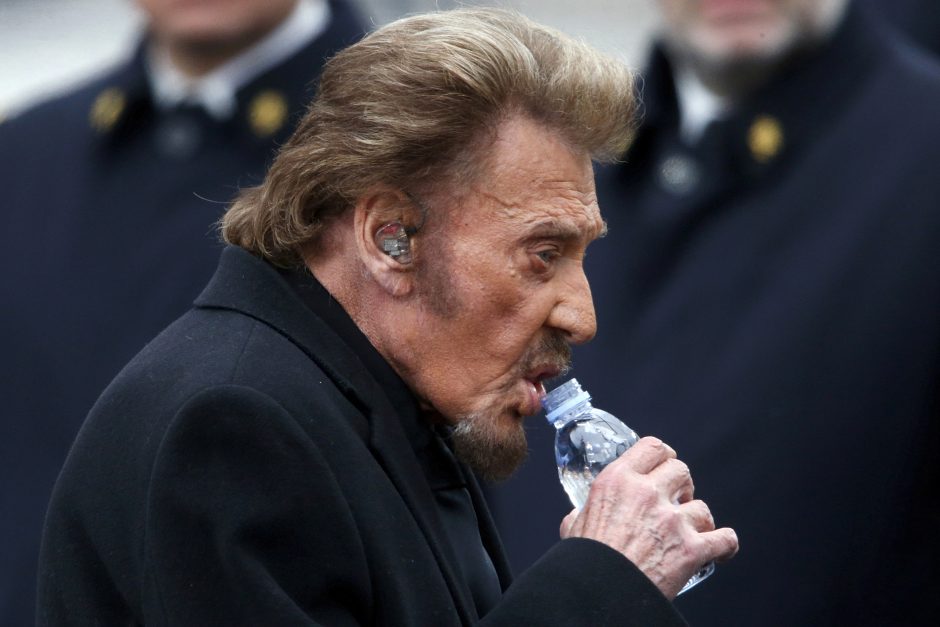 Mirė Prancūzijos rokeris J. Hallyday