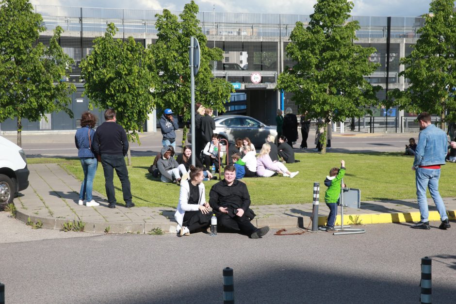 Policija: „Oze“ veikla atnaujinta, sprogmenų nerasta