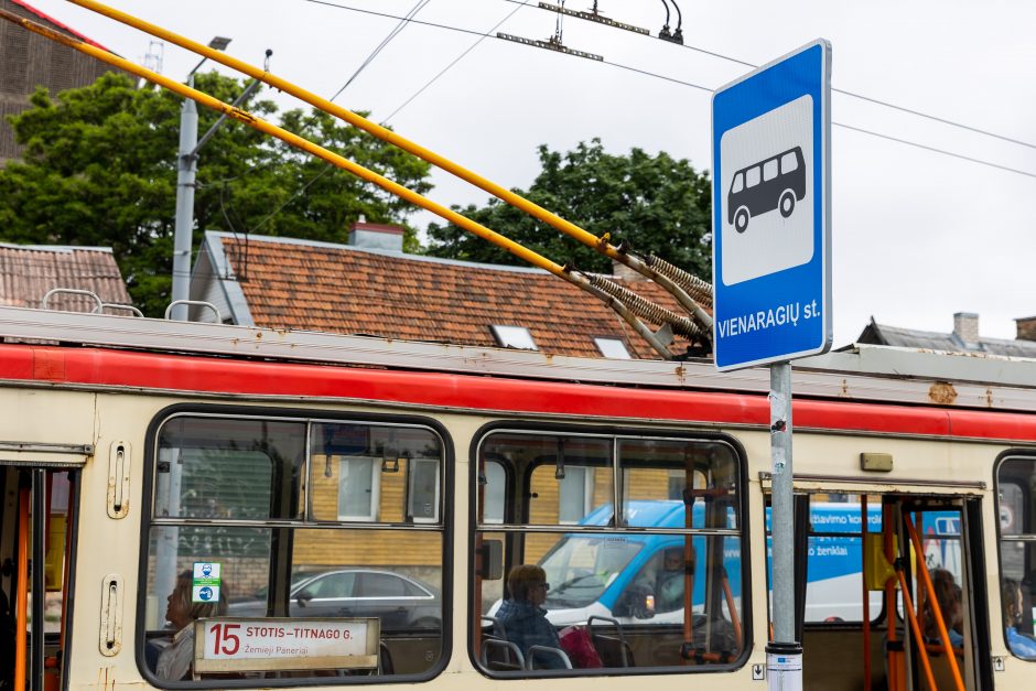 Sostinėje – „Vienaragių“ transporto stotelės