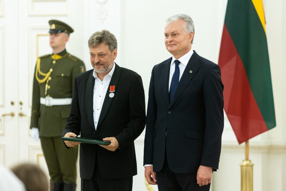 G. Nausėda Vasario 16-osios proga apdovanojo per 80 Lietuvos ir užsienio piliečių