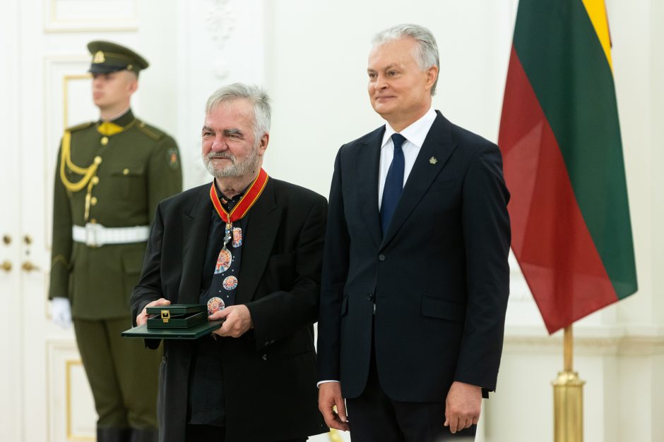 G. Nausėda Vasario 16-osios proga apdovanojo per 80 Lietuvos ir užsienio piliečių