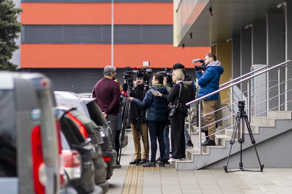 Vilniaus rajono merė: rinkimų biuletenių išvežti neleidome siekdami jų perskaičiavimo