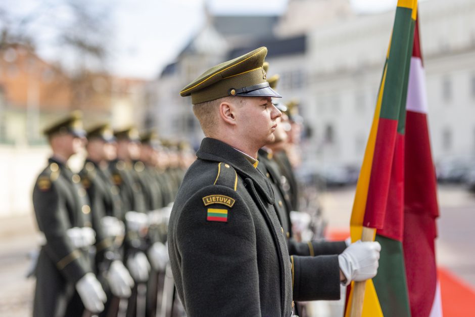 A. Anušauskas: trys kariniai miesteliai Lietuvoje statomi greičiau, nei buvo planuota 