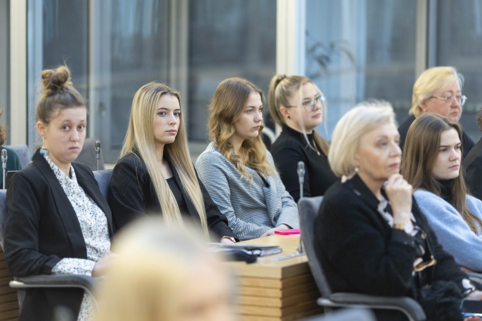 Lygių galimybių kontrolierė ragina atlikti tyrimą apie karo pabėgėlių situaciją Lietuvoje