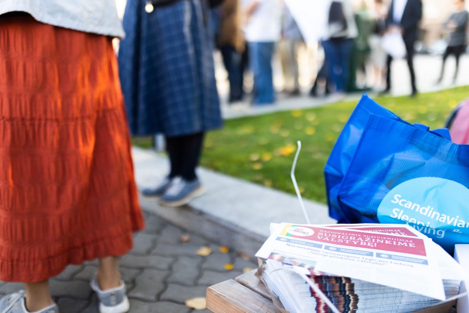 Prie Seimo LGBTQ atstovai protestuos prieš turinio cenzūrą, tėvai – dėl gyvenimo įgūdžių programos