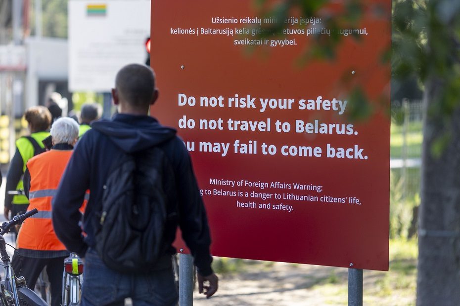 Seimas – už griežtesnes sankcijas baltarusiams, bet prieš jų ir rusų kelionių ribojimus