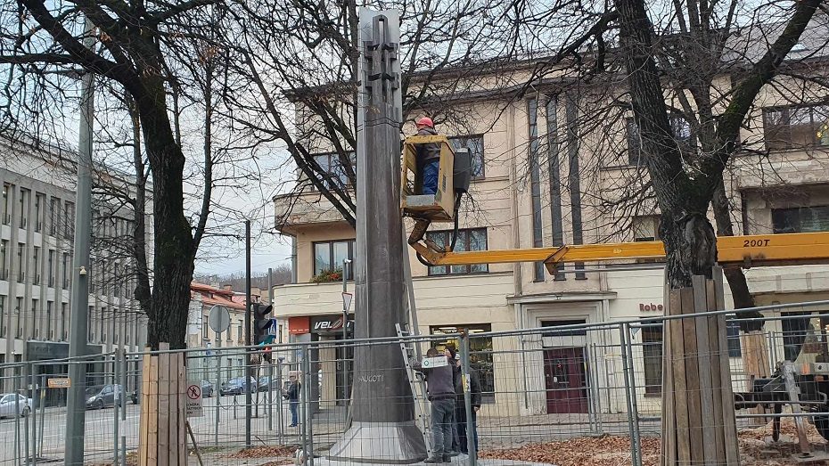 Policijos obeliskas – jau beveik baigtas