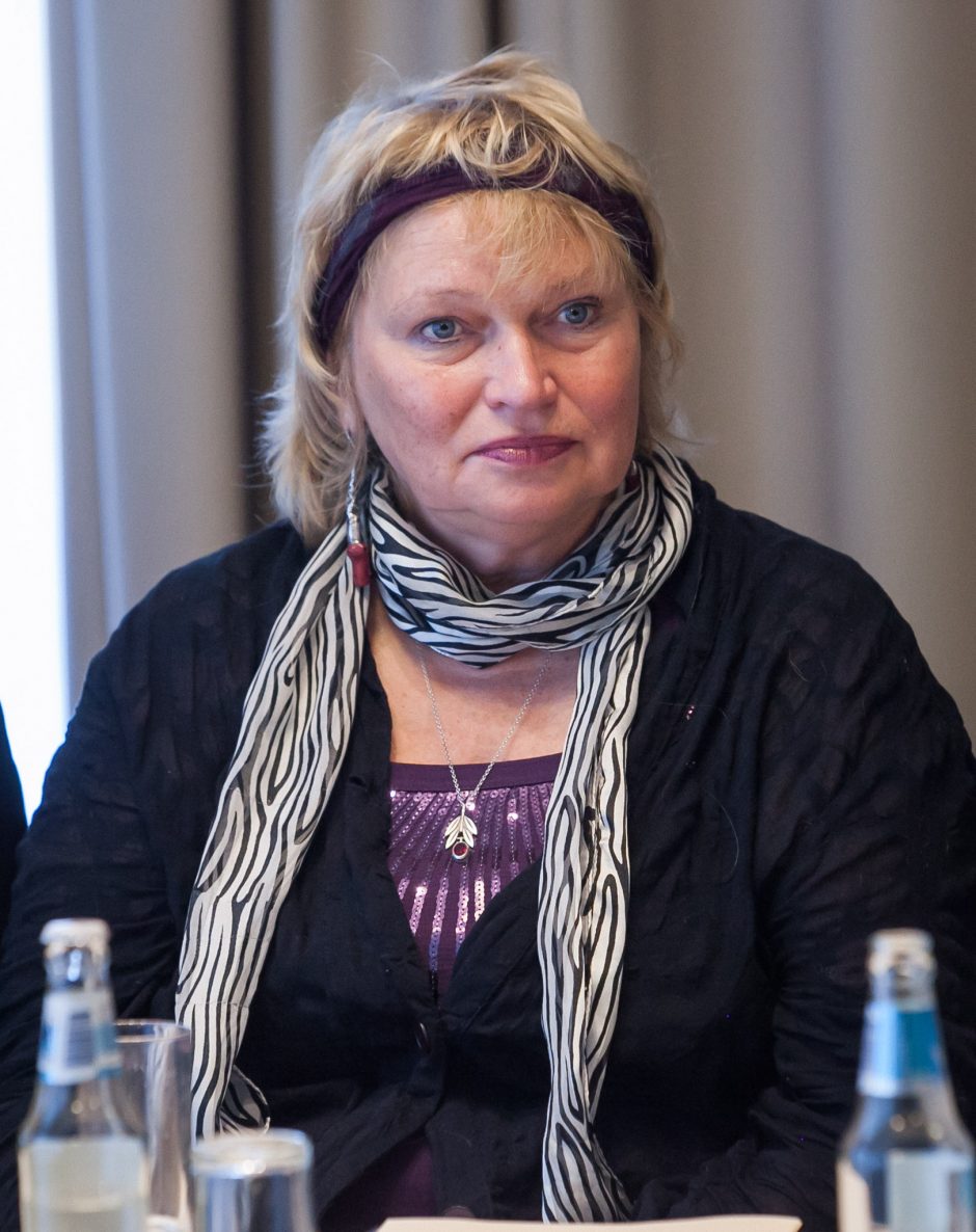 Mirė filosofė, literatūros kritikė J. Baranova