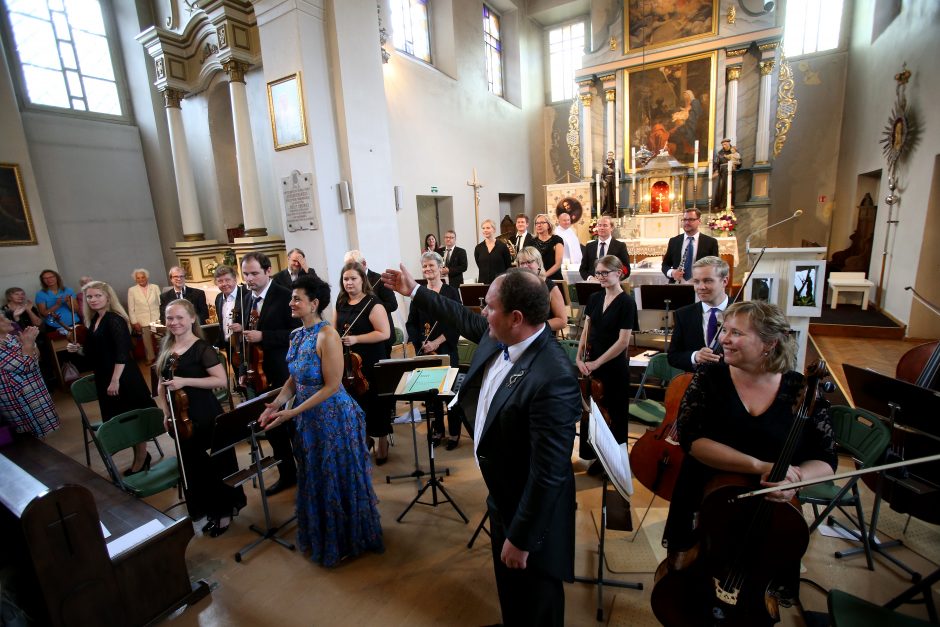 Skarulių muzikos festivalio uždarymo akordai pavergė klausytojų širdis