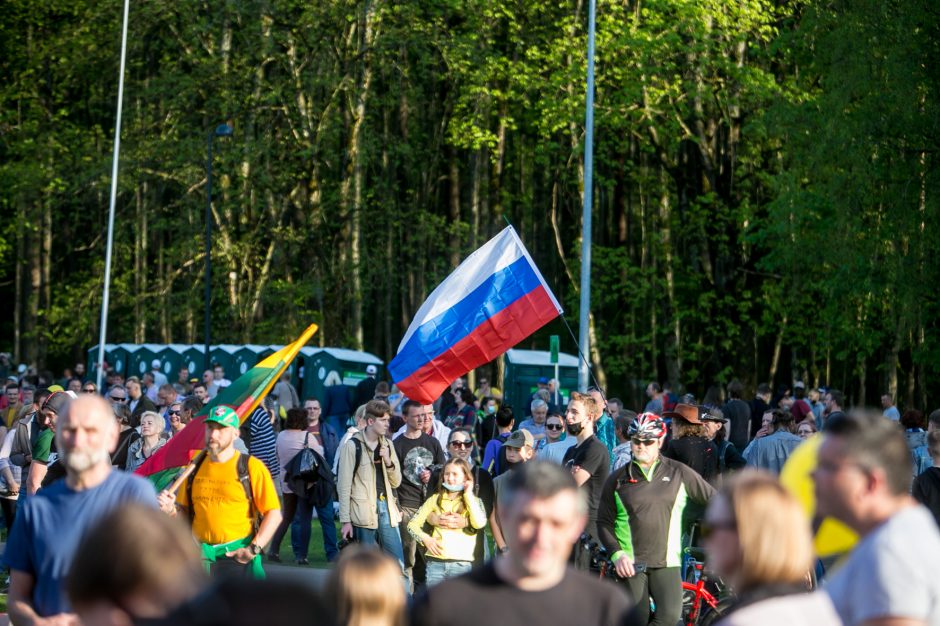 Vilniaus valdžia: užfiksavome, kad Šeimos gynimo marše buvo gausiai vartojami alkoholiniai gėrimai