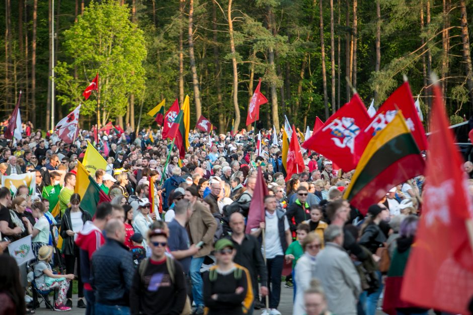 Vilniaus valdžia: užfiksavome, kad Šeimos gynimo marše buvo gausiai vartojami alkoholiniai gėrimai