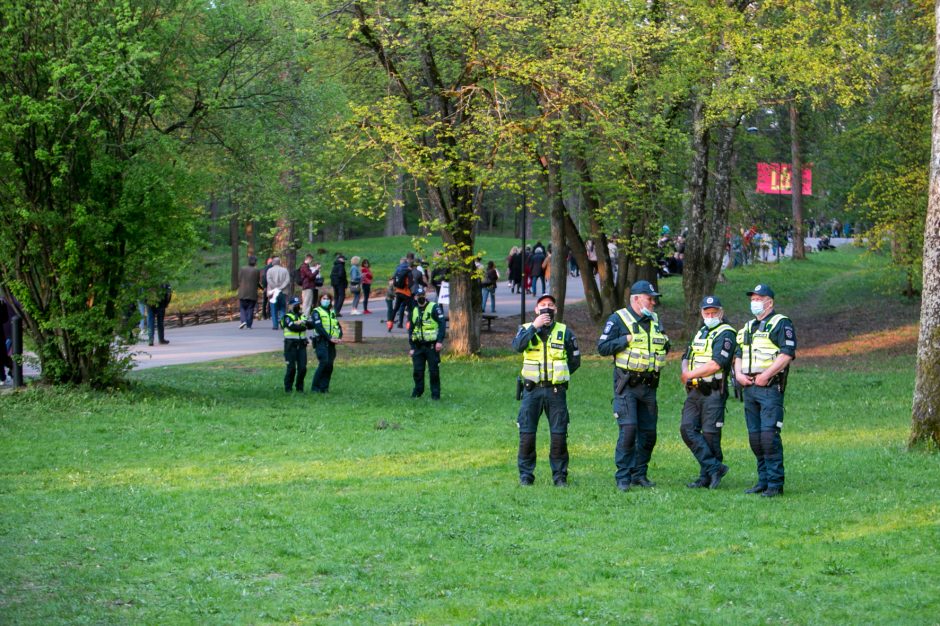 Vilniaus valdžia: užfiksavome, kad Šeimos gynimo marše buvo gausiai vartojami alkoholiniai gėrimai