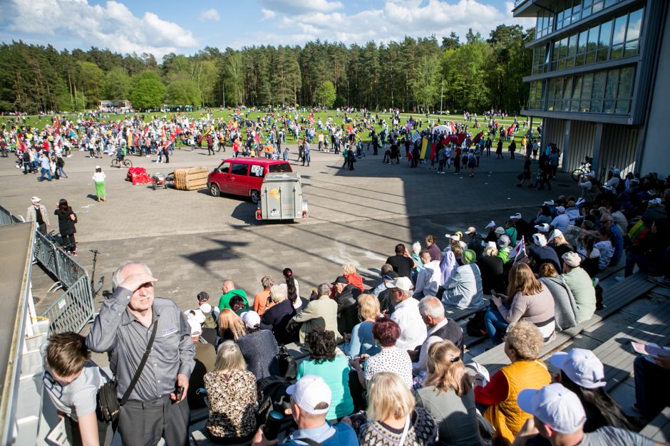 Vilniaus valdžia: užfiksavome, kad Šeimos gynimo marše buvo gausiai vartojami alkoholiniai gėrimai