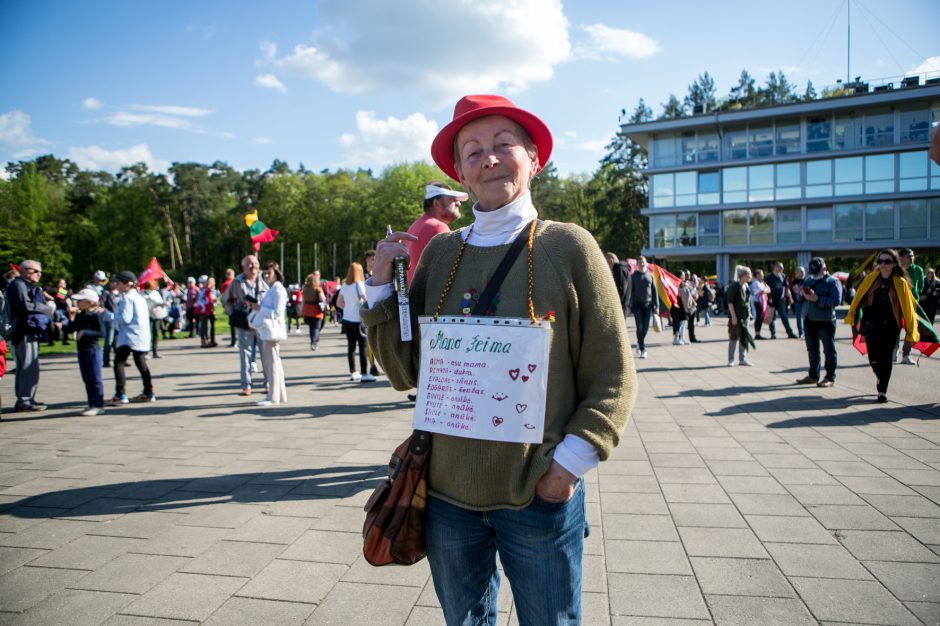 Vilniaus valdžia: užfiksavome, kad Šeimos gynimo marše buvo gausiai vartojami alkoholiniai gėrimai