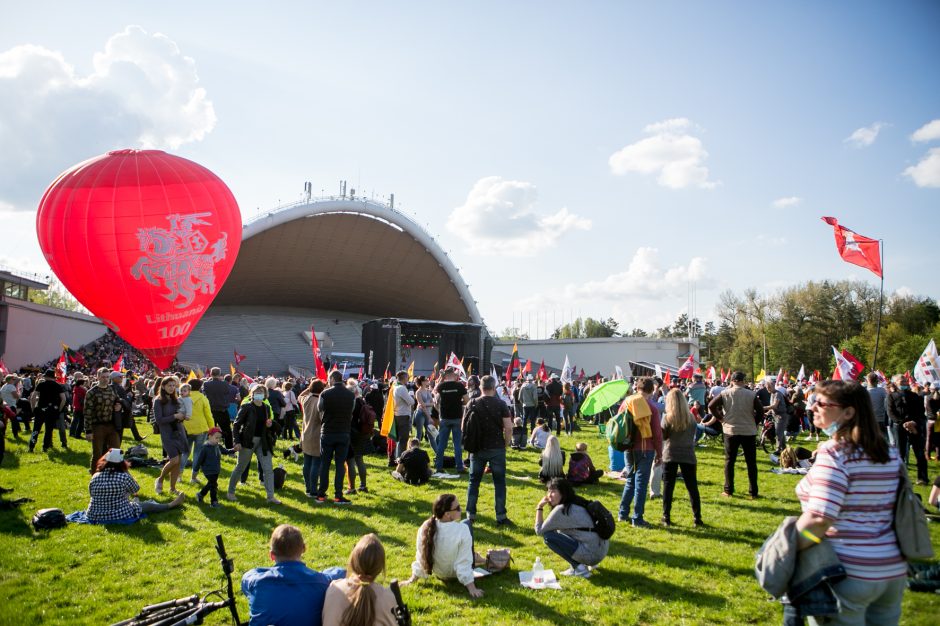 Vilniaus valdžia: užfiksavome, kad Šeimos gynimo marše buvo gausiai vartojami alkoholiniai gėrimai