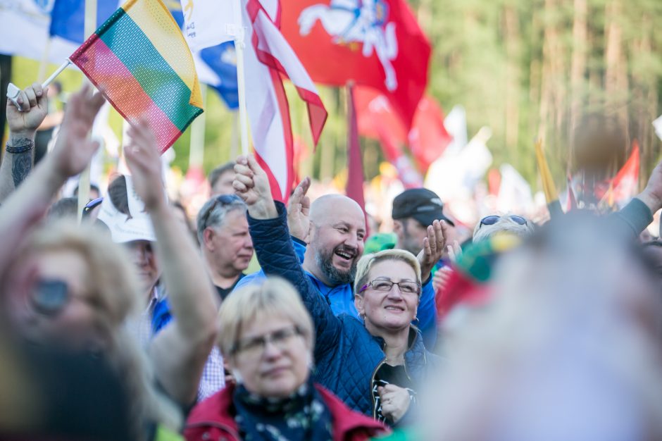 Vilniaus valdžia: užfiksavome, kad Šeimos gynimo marše buvo gausiai vartojami alkoholiniai gėrimai