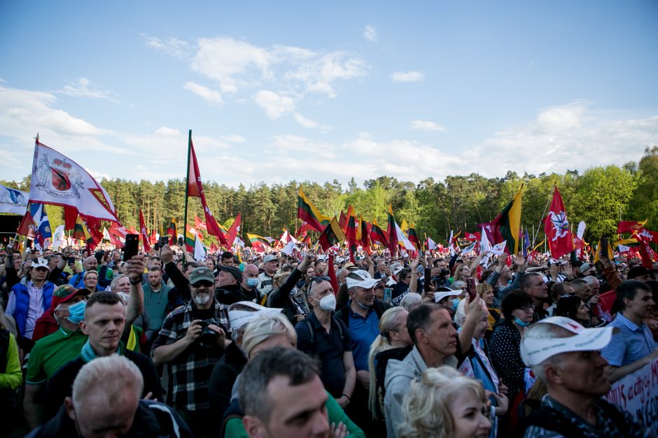 Vilniaus valdžia: užfiksavome, kad Šeimos gynimo marše buvo gausiai vartojami alkoholiniai gėrimai