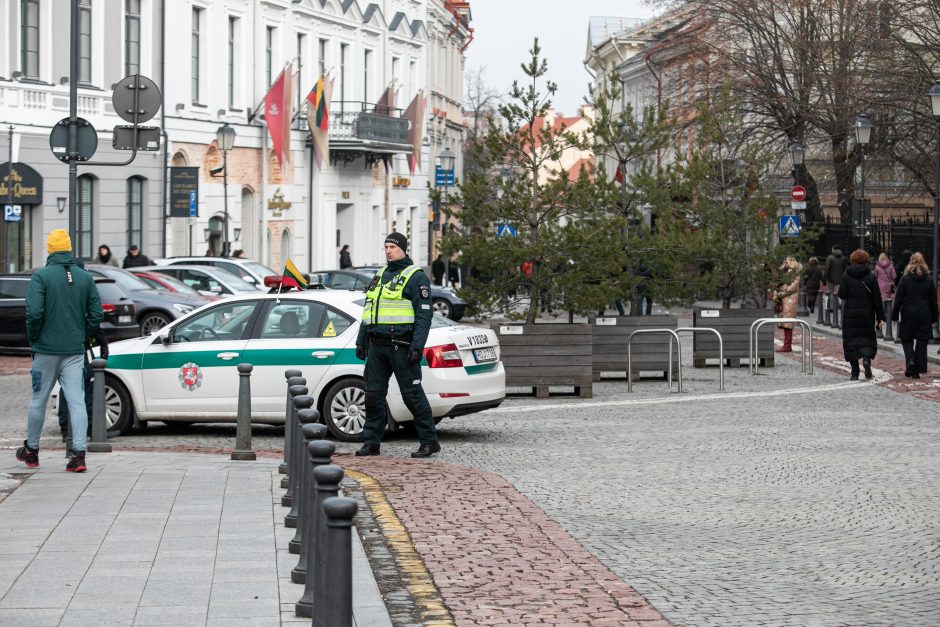 V. Landsbergis: policija lazdos neperlenkė, tą padarė nutarusieji versti valdžią Lietuvoje