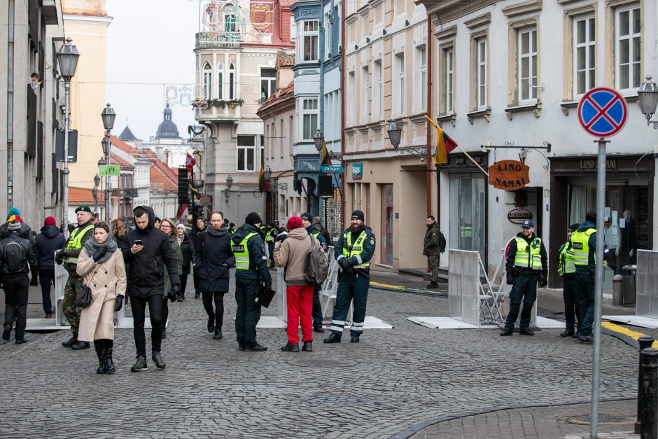 V. Landsbergis: policija lazdos neperlenkė, tą padarė nutarusieji versti valdžią Lietuvoje