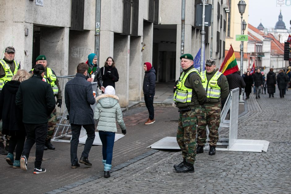 V. Landsbergis: policija lazdos neperlenkė, tą padarė nutarusieji versti valdžią Lietuvoje