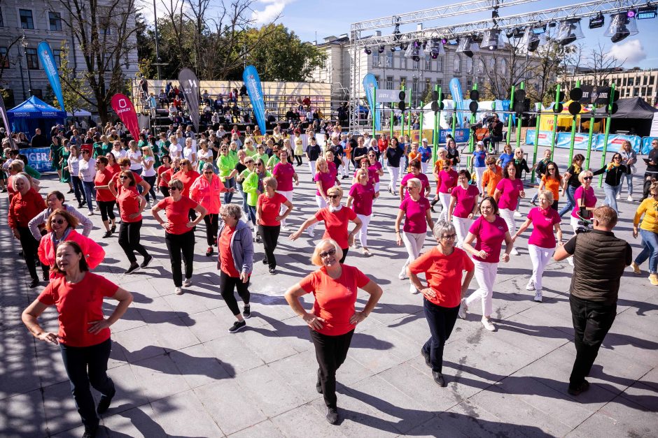 Vilniaus sporto festivalis finišavo štangos spaudimo rekordo šturmu