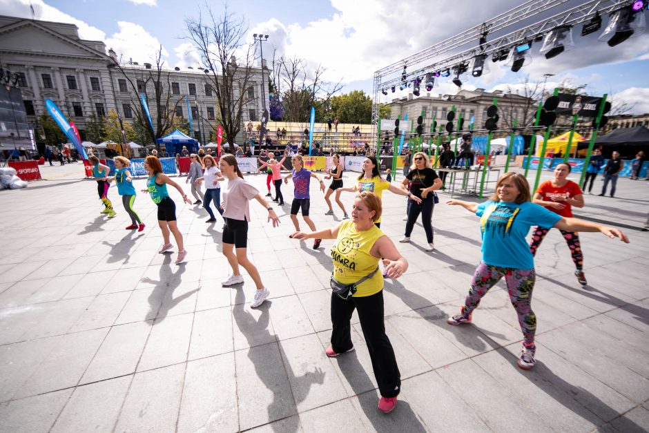 Vilniaus sporto festivalis finišavo štangos spaudimo rekordo šturmu