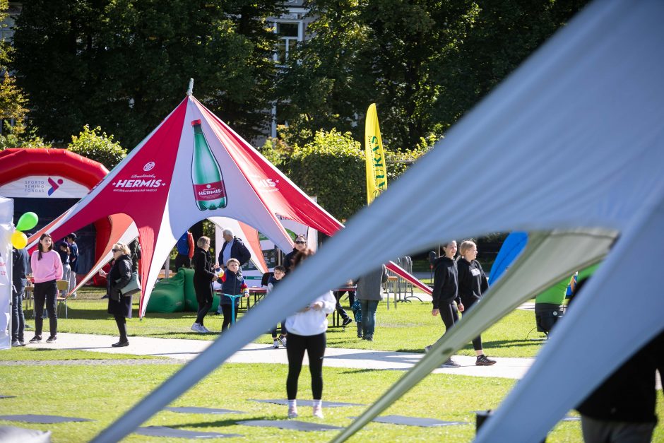 Vilniaus sporto festivalis finišavo štangos spaudimo rekordo šturmu