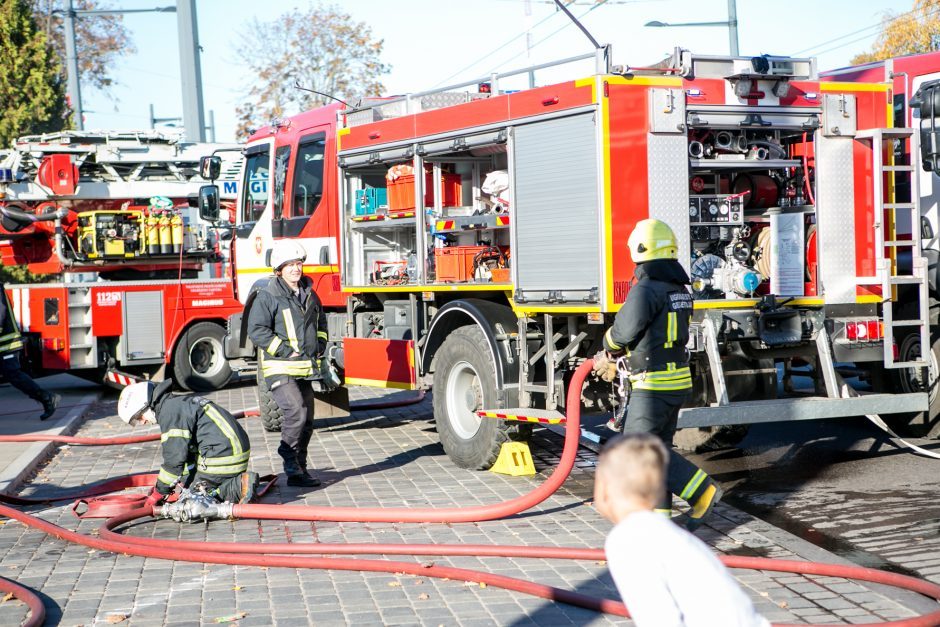 Pamokanti nelaimė Šančiuose: atėjus nakčiai, galėjo įvykti ir tragedija