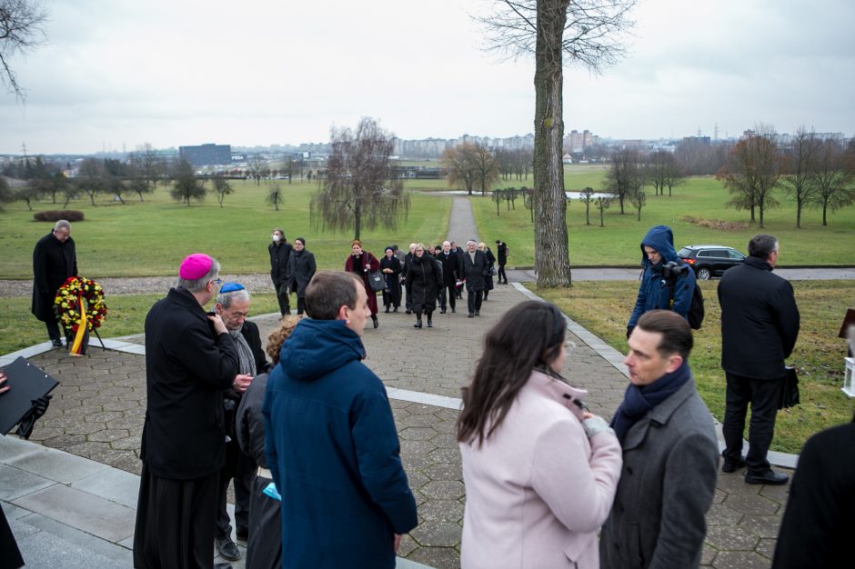 Apsilankę IX forte dvasininkai kvietė apgailėti ir melstis 