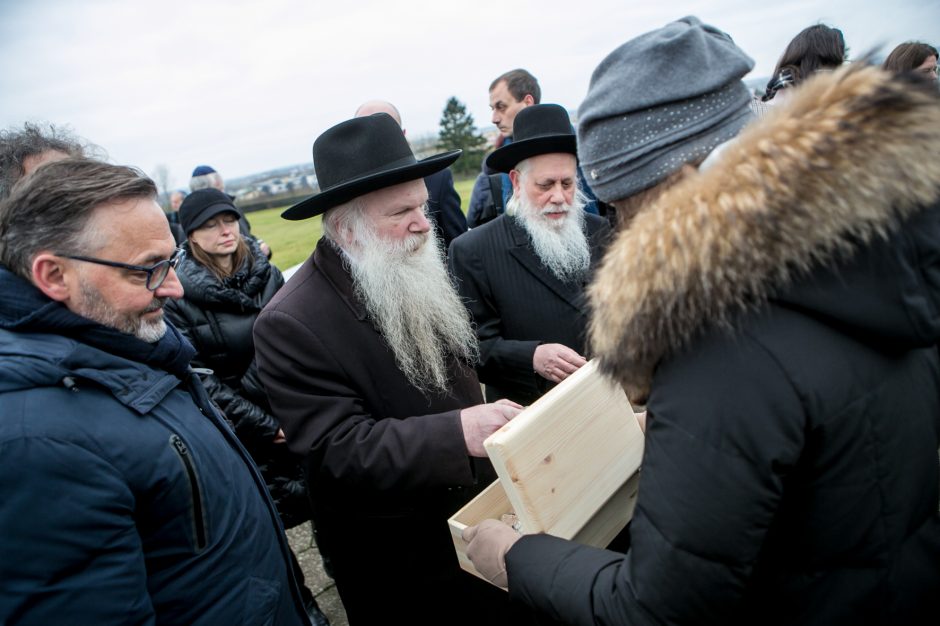 Apsilankę IX forte dvasininkai kvietė apgailėti ir melstis 