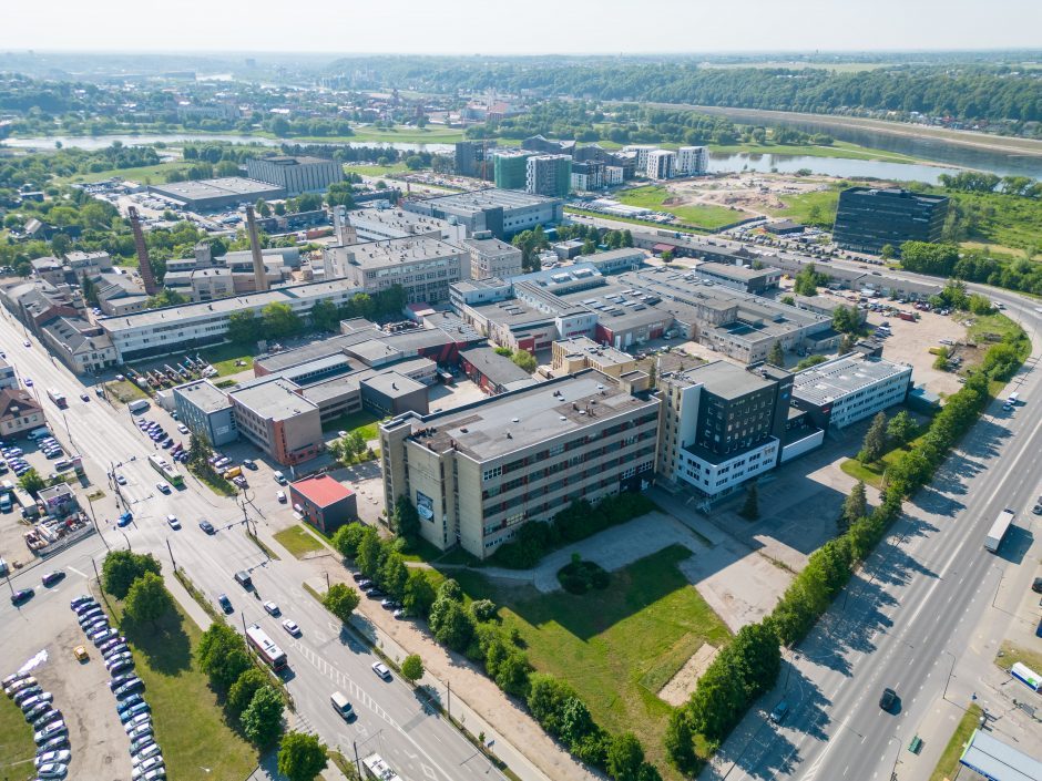 Ramina dėl situacijos Raudondvario plente: pavojaus sveikatai nėra