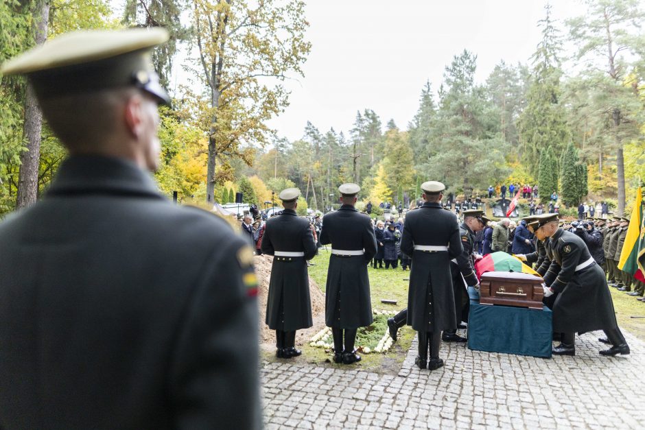 Antakalnio kapinėse palaidotas partizanas J. Vitkus-Kazimieraitis