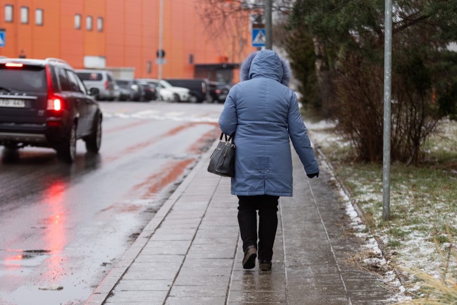 Vilniaus gatvės virto čiuožyklomis