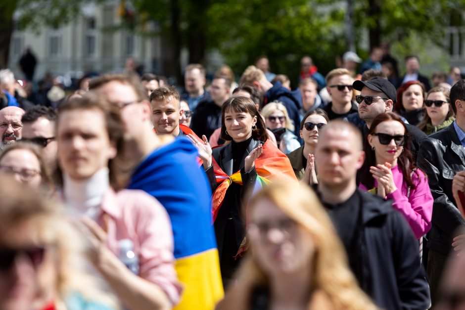 Diskusijos dėl partnerystės įteisinimo turi prasidėti, sako premjerė ir Seimo vadovė