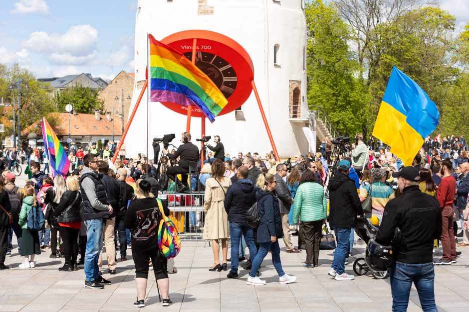 Diskusijos dėl partnerystės įteisinimo turi prasidėti, sako premjerė ir Seimo vadovė