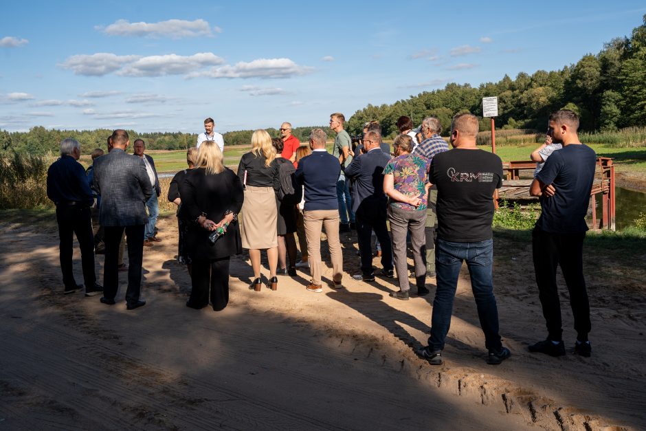 Kazlų Rūdoje atšaukta ekstremali situacija dėl tvenkinyje išgaišusių žuvų