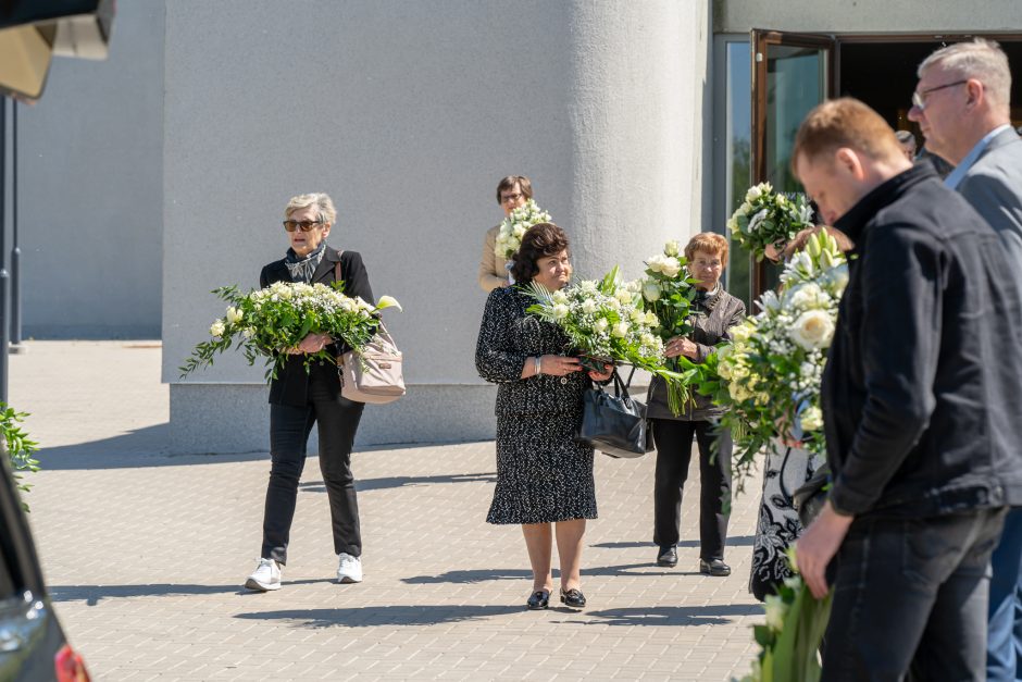 Legendinio krepšininko A. Sabonio mama amžinojo poilsio atgulė Karmėlavos kapinėse 