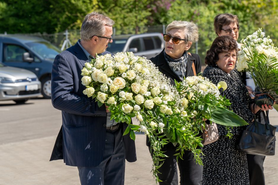 Legendinio krepšininko A. Sabonio mama amžinojo poilsio atgulė Karmėlavos kapinėse 