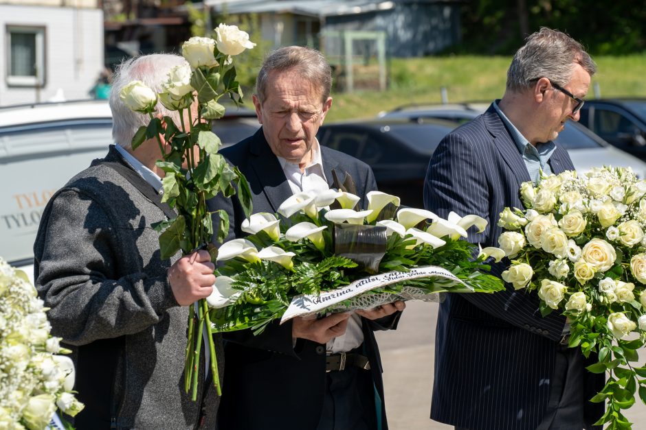 Legendinio krepšininko A. Sabonio mama amžinojo poilsio atgulė Karmėlavos kapinėse 