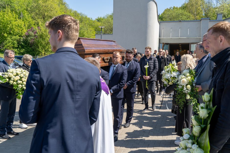 Legendinio krepšininko A. Sabonio mama amžinojo poilsio atgulė Karmėlavos kapinėse 