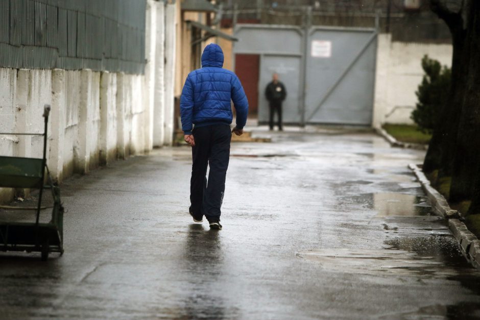 Iš Pravieniškių pasišalinęs nuteistasis laisve pasidžiaugė keletą valandų