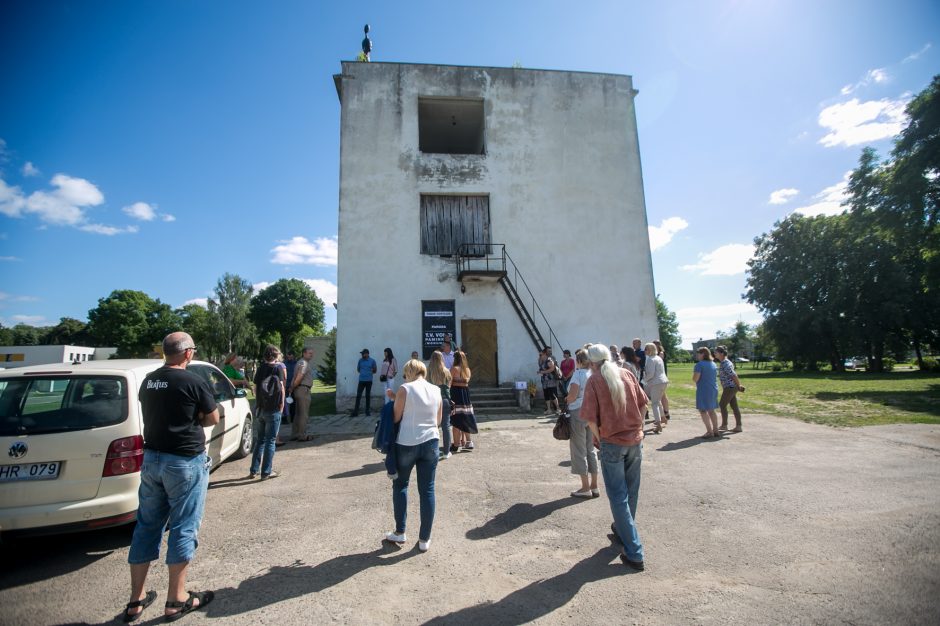 Bubių pastatą vaiduoklį okupavo derviniai