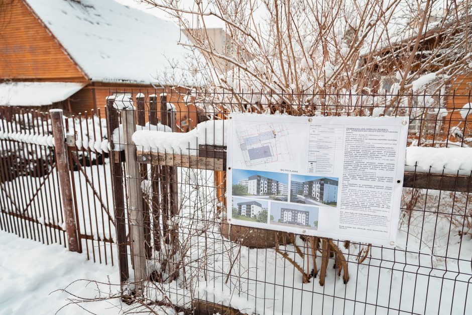 Gyventojai nerimauja: vietoje medinuko iškils daugiabutis?