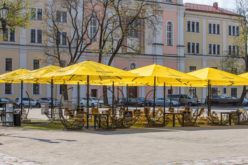 Kaune įsibėgėja lauko kavinių sezonas