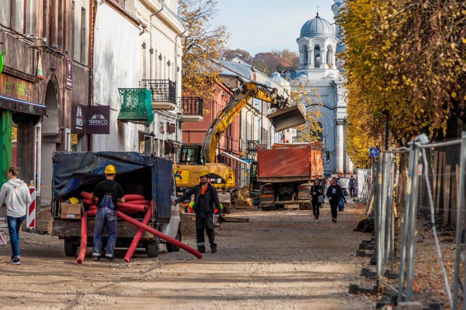 Kaune vieni darbai dar nebaigti, o jau braižomi nauji