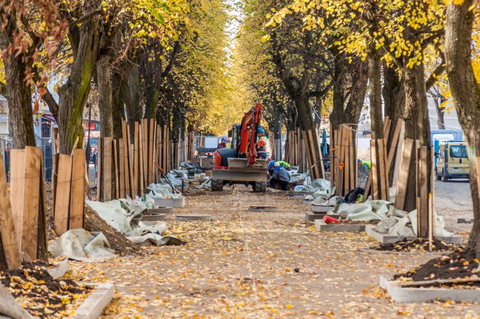 Kaune vieni darbai dar nebaigti, o jau braižomi nauji