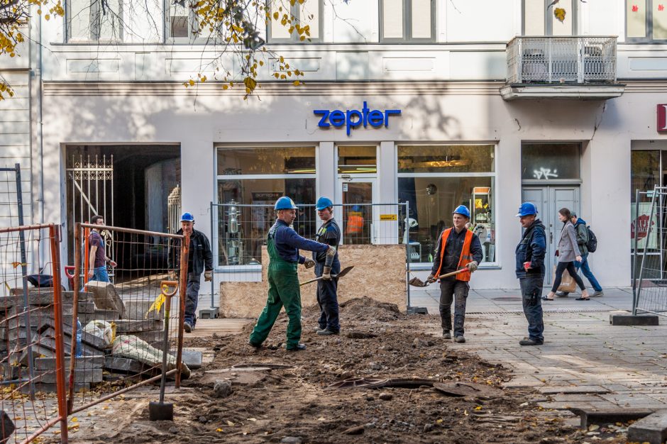 Kaune vieni darbai dar nebaigti, o jau braižomi nauji