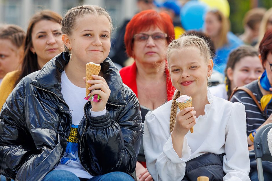 Kaune į jaukų bendrystės susitikimą rinkosi miestiečiai ir karo pabėgėliai