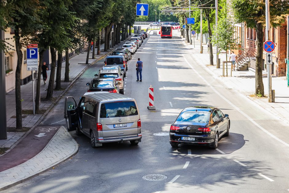 Netikėta kliūtis miesto centre kelia pavojų